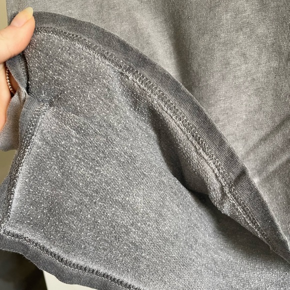 Top - Picture 5 of 7